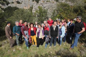 Une partie du groupe devant la chapelle Saint Martin d’Arc